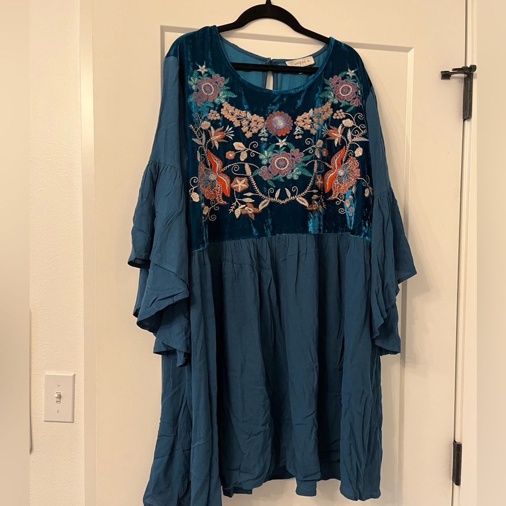 Umgee boho dress with velvet top and beautiful multi-color embroidery